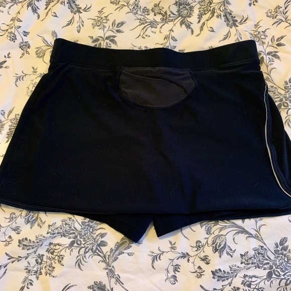 Nike Tennis “Skort” - Picture 3 of 5